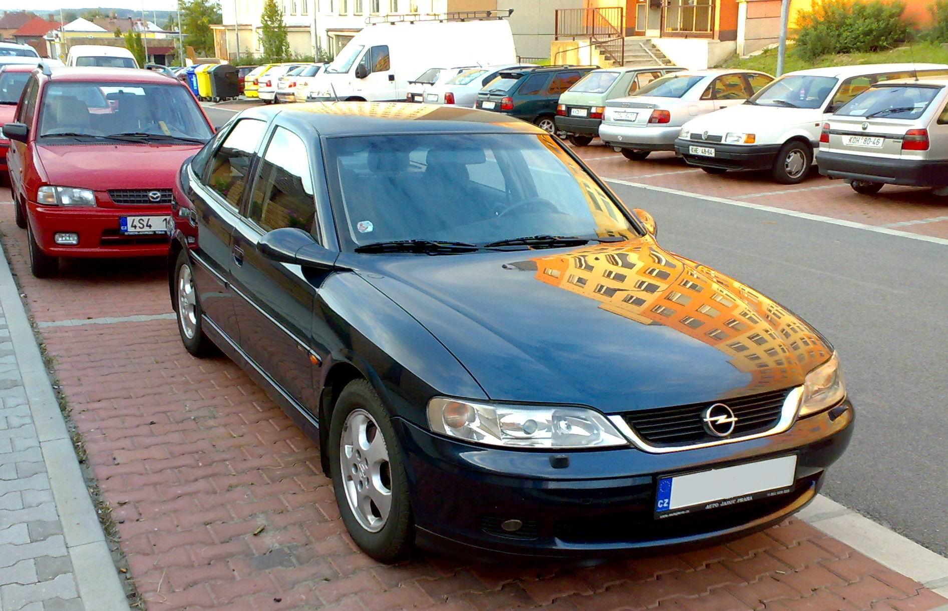 Opel-Vectra-B-CC