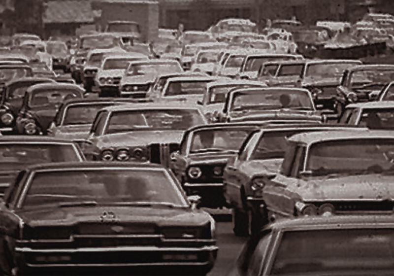 transito em dia de black friday em 1960 nos estados unidos